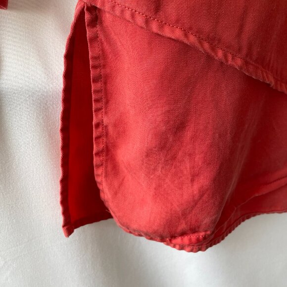 Soft Surroundings Womens Red Roll Tab Sleeve V-Neck Side Slit Blouse Top Size L - Picture 8 of 12